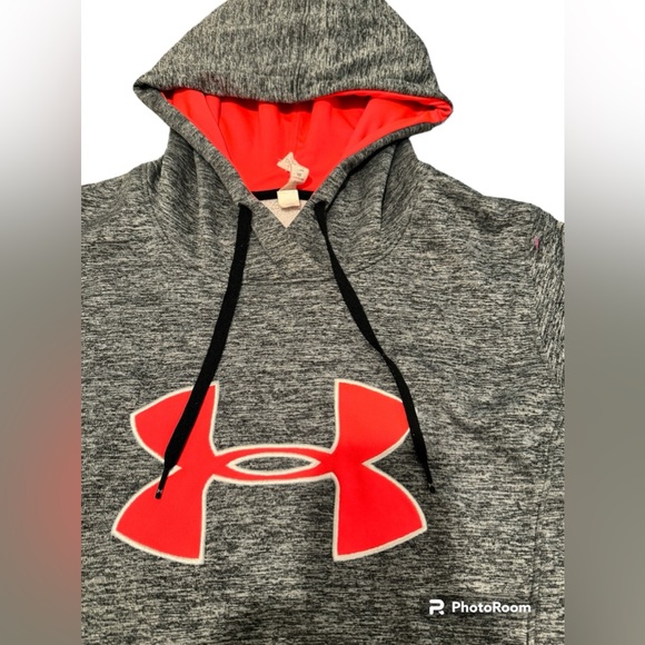 UNDER ARMOUR HOODIE (great Condition) - Picture 4 of 7